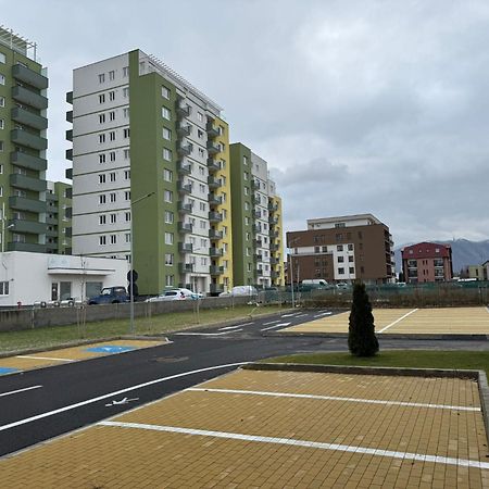 Coresi Mall Area Studios & Apartments By Glam Brašov Exteriér fotografie